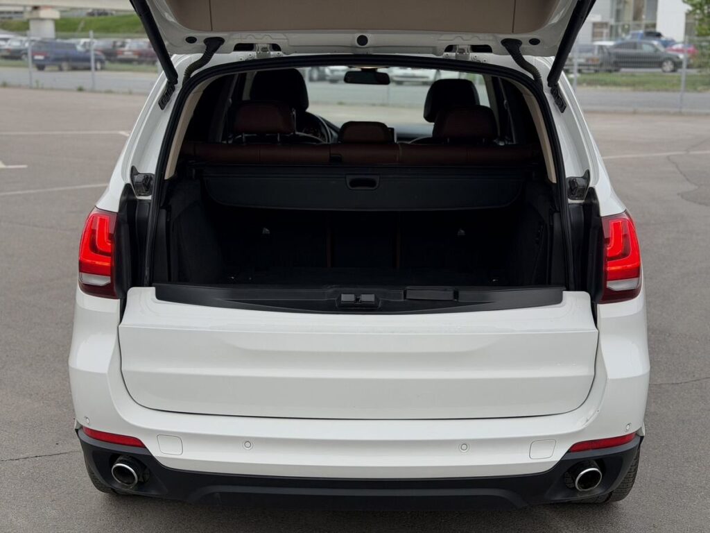 BMW X5 2018 - Фото 25