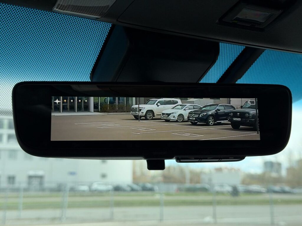 Toyota Alphard 2018 - Фото 26