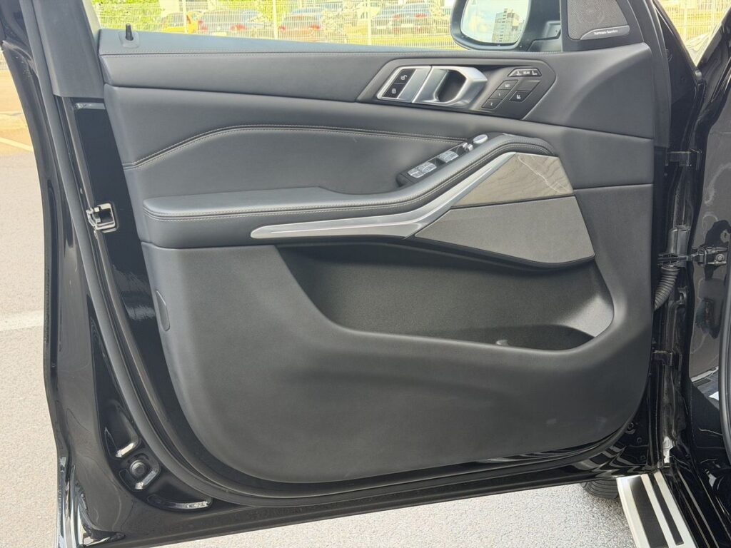 BMW X7 2022 - Фото 13