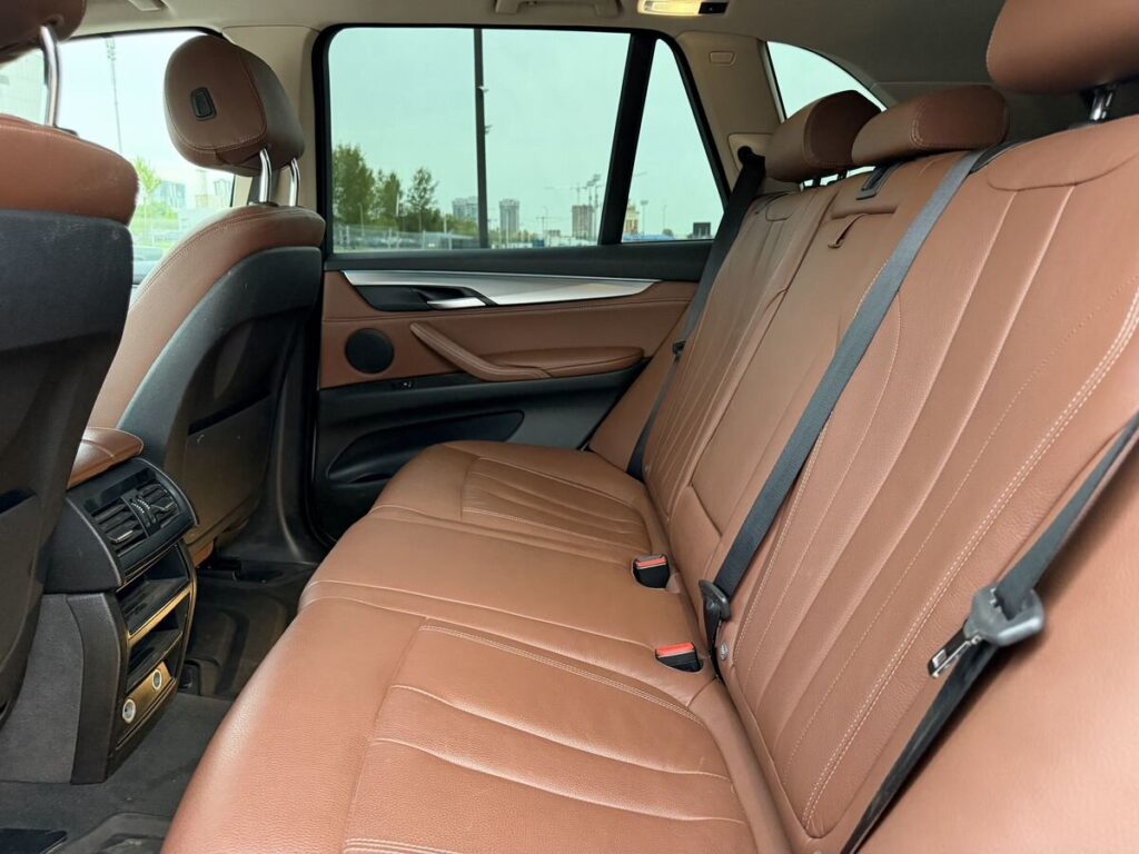 BMW X5 2018 - Фото 23