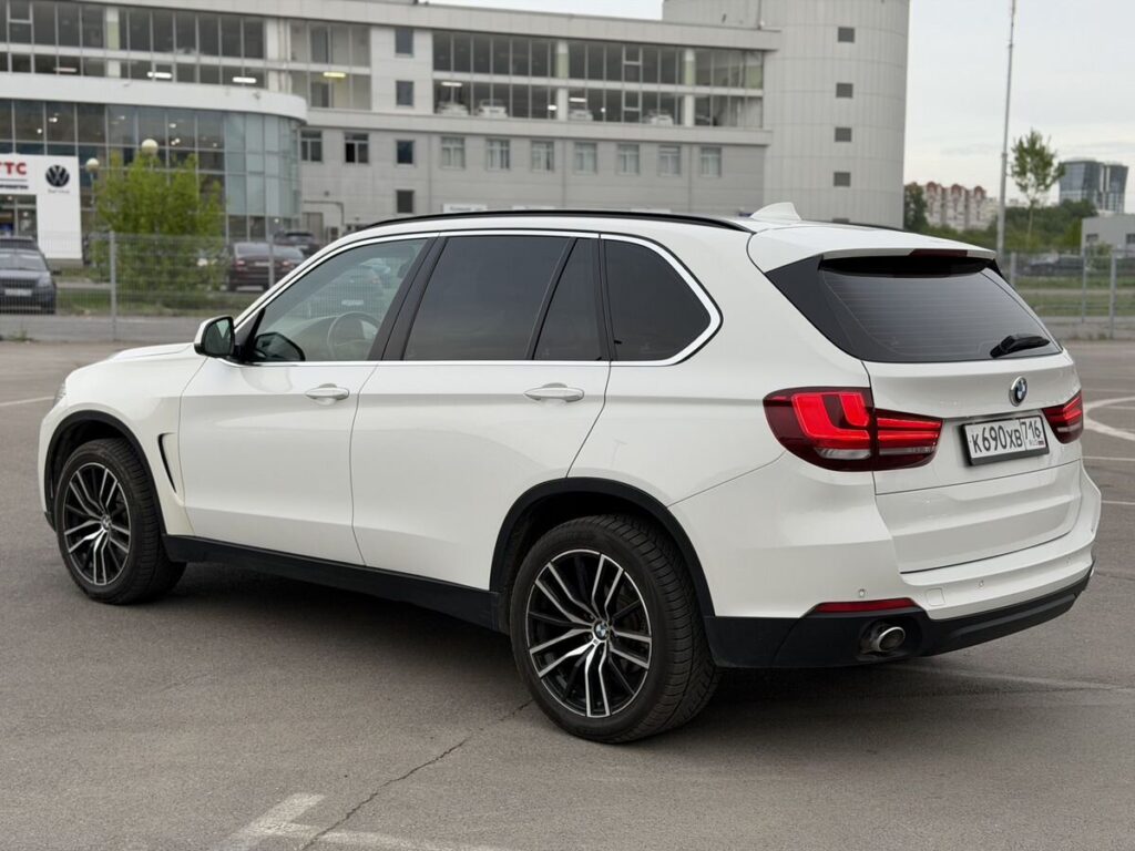 BMW X5 2018 - Фото 3