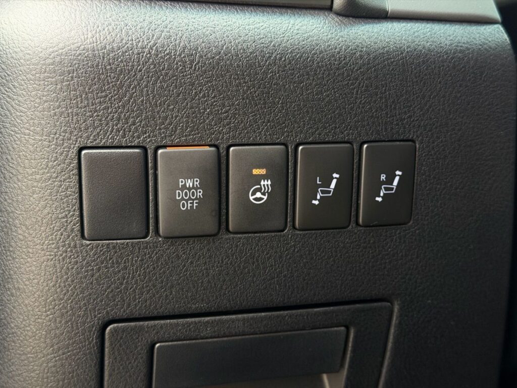 Toyota Alphard 2018 - Фото 15