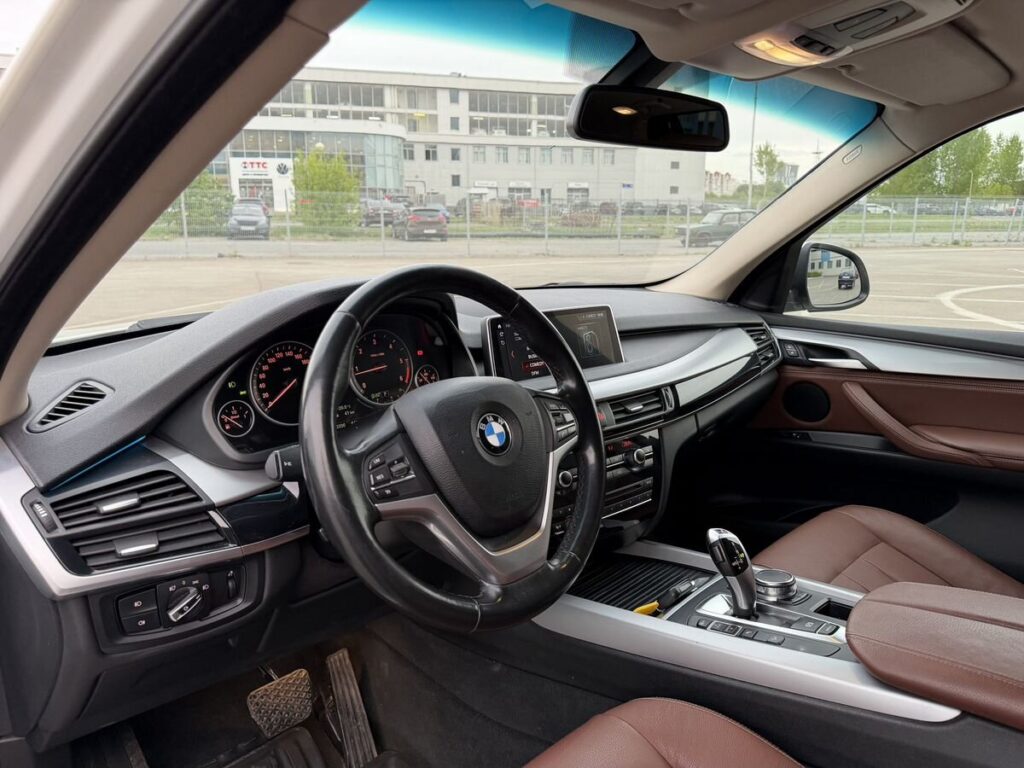 BMW X5 2018 - Фото 13