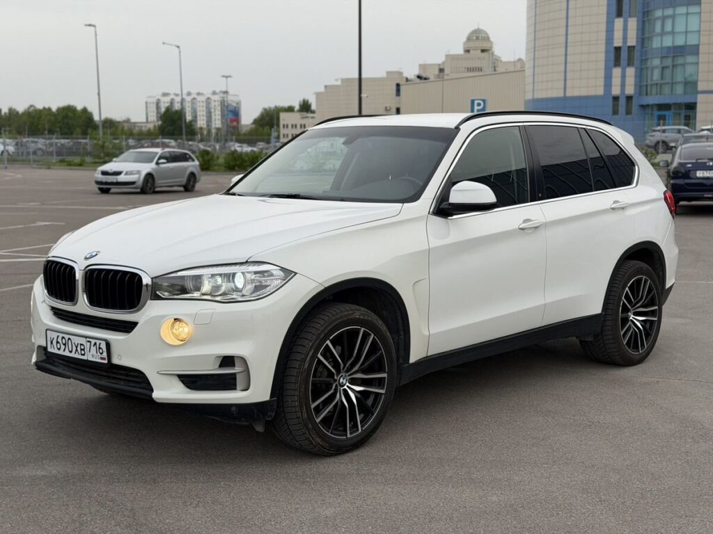 BMW X5 2018 - Фото 2