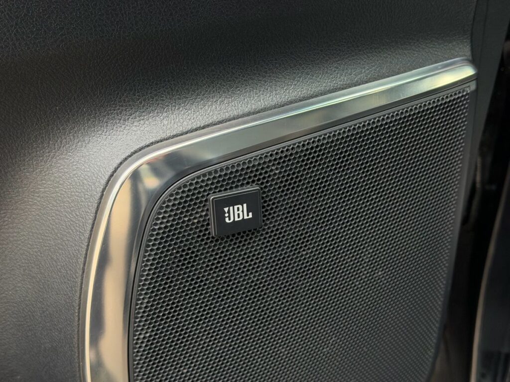 Toyota Alphard 2018 - Фото 14
