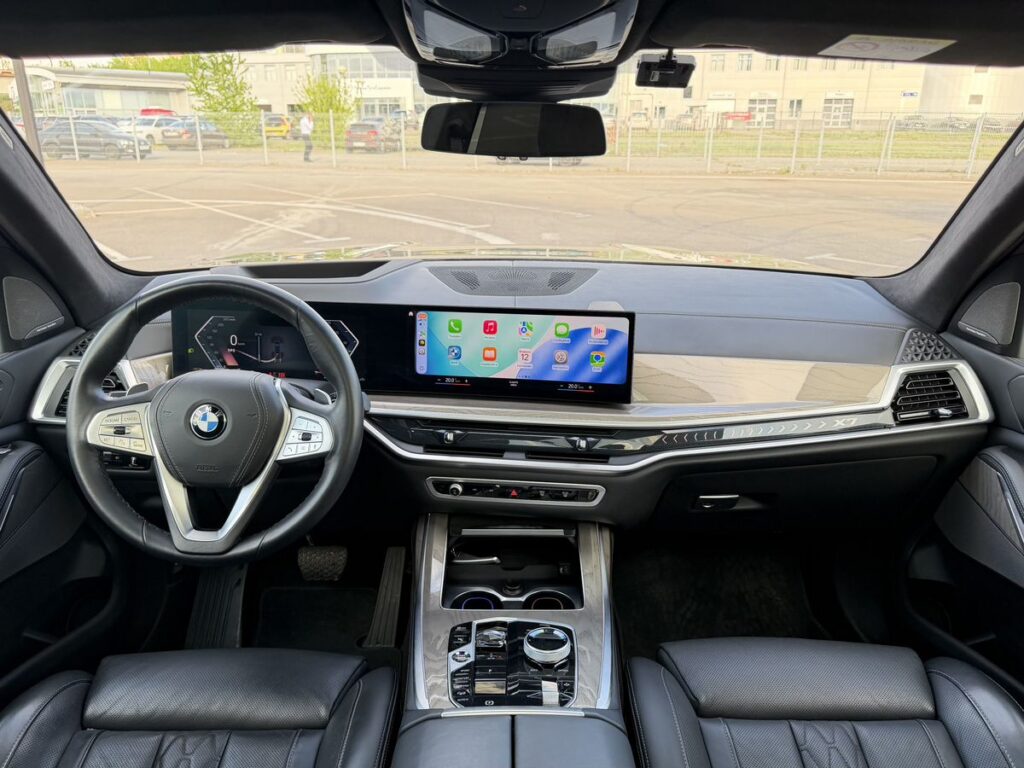 BMW X7 2022 - Фото 30