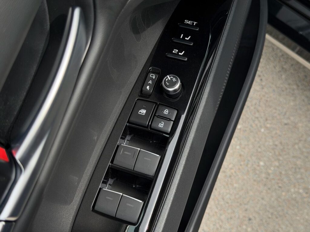 Toyota Camry 2025 - Фото 15