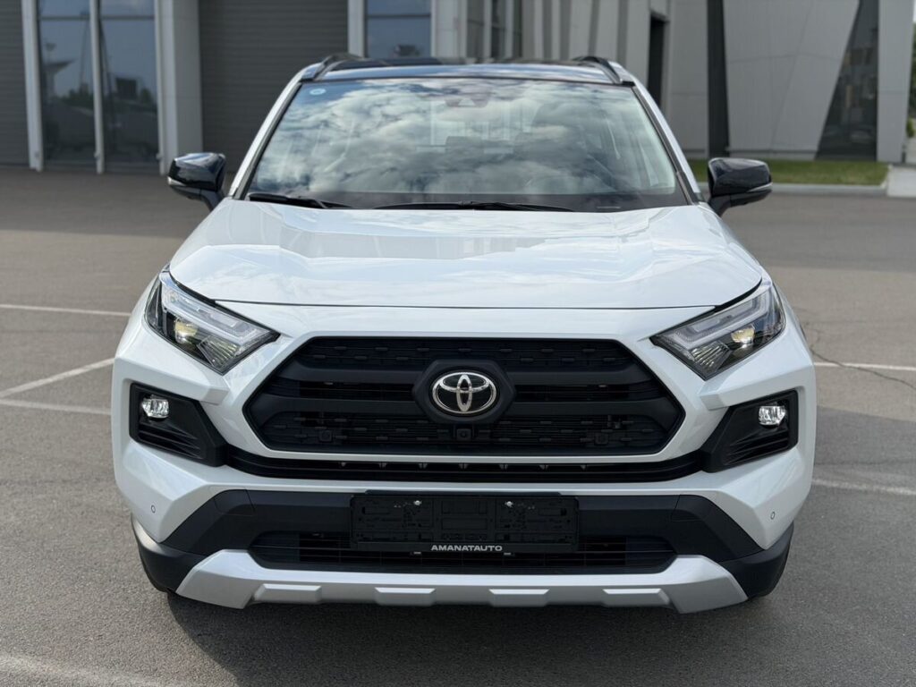 Toyota RAV4 2025 - Фото 1
