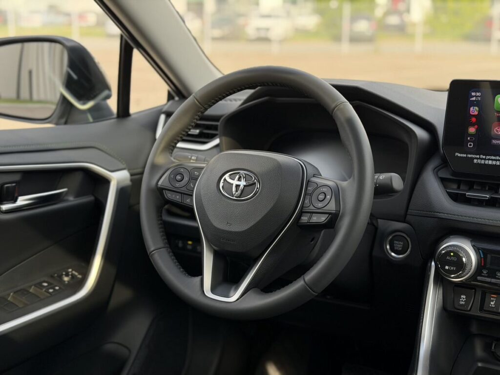 Toyota RAV4 2025 - Фото 18