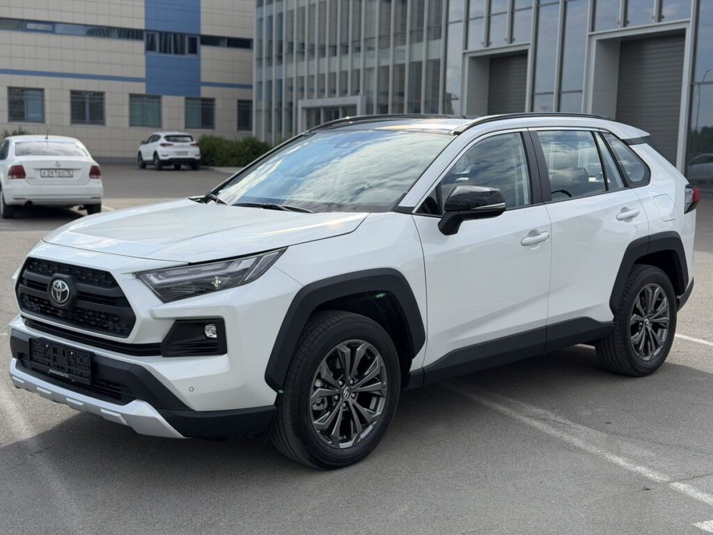 Toyota RAV4 2025 - Фото 2