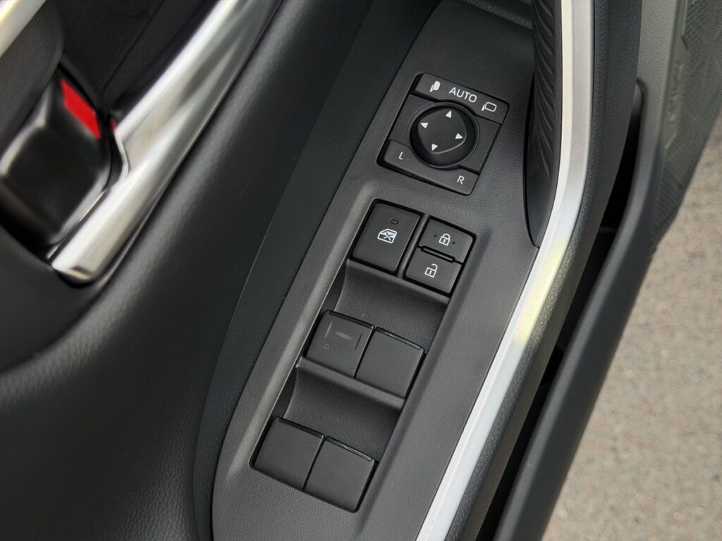 Toyota RAV4 2025 - Фото 13