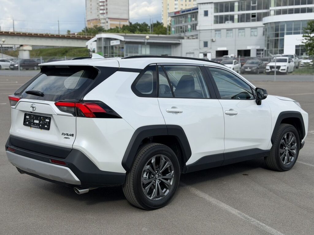 Toyota RAV4 2025 - Фото 5