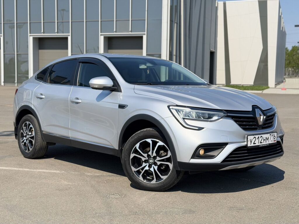 Фото Renault Arkana 2020
