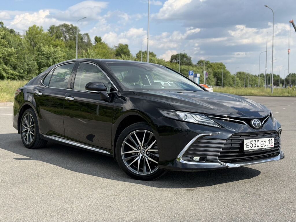 Фото Toyota Camry 2023