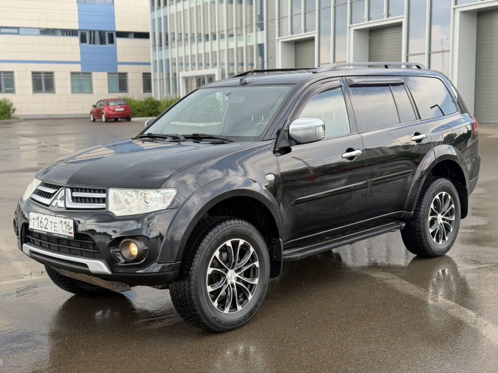 Mitsubishi Pajero Sport 2013 - Фото 2