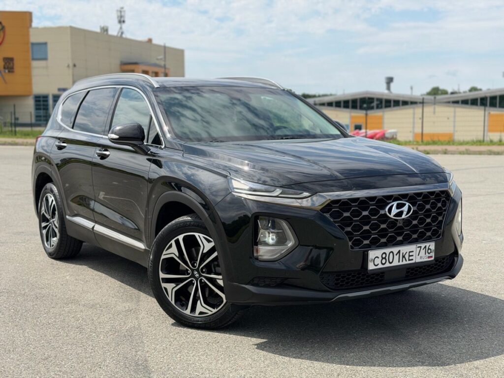 Фото Hyundai Santa Fe 2018