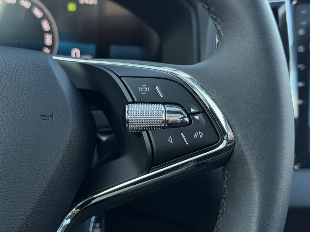 Skoda Karoq 2025 - Фото 23