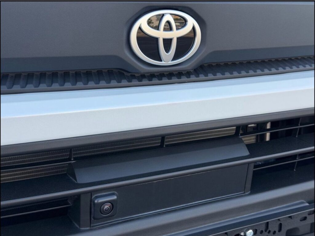 Toyota RAV4 2026 - Фото 8