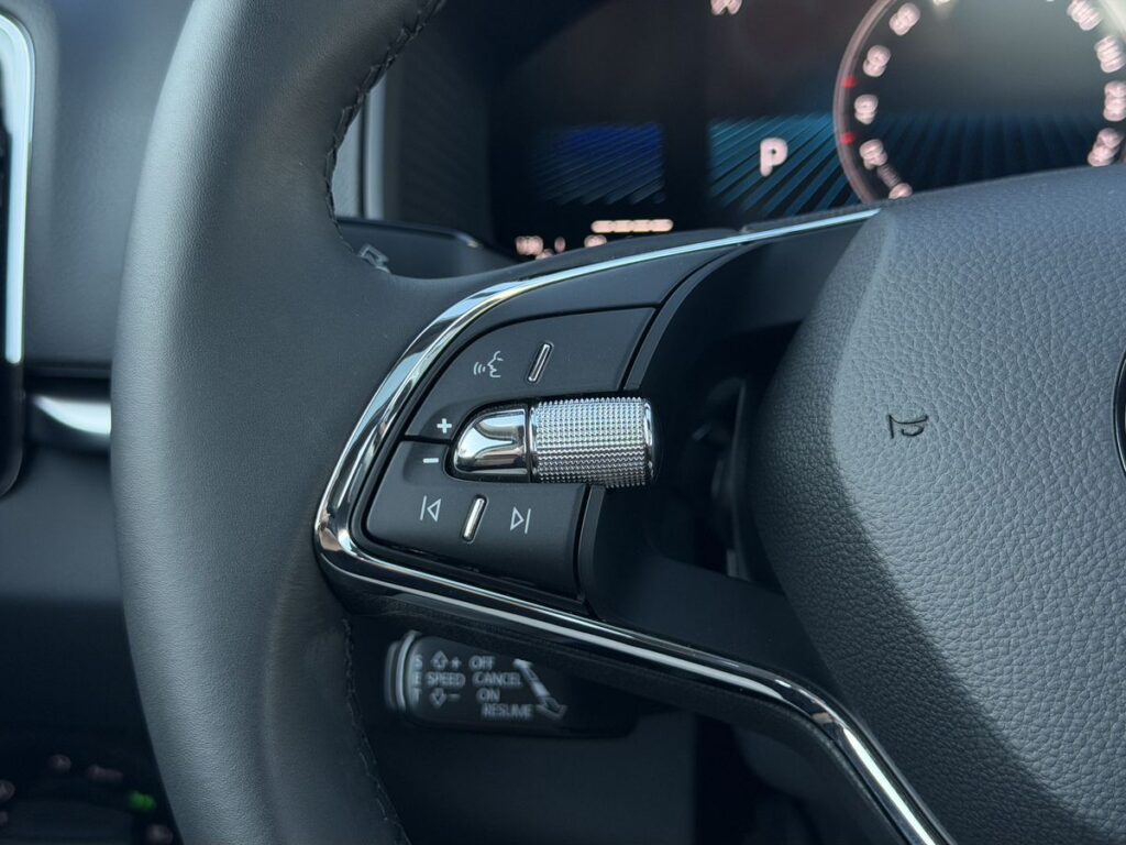Skoda Karoq 2025 - Фото 22