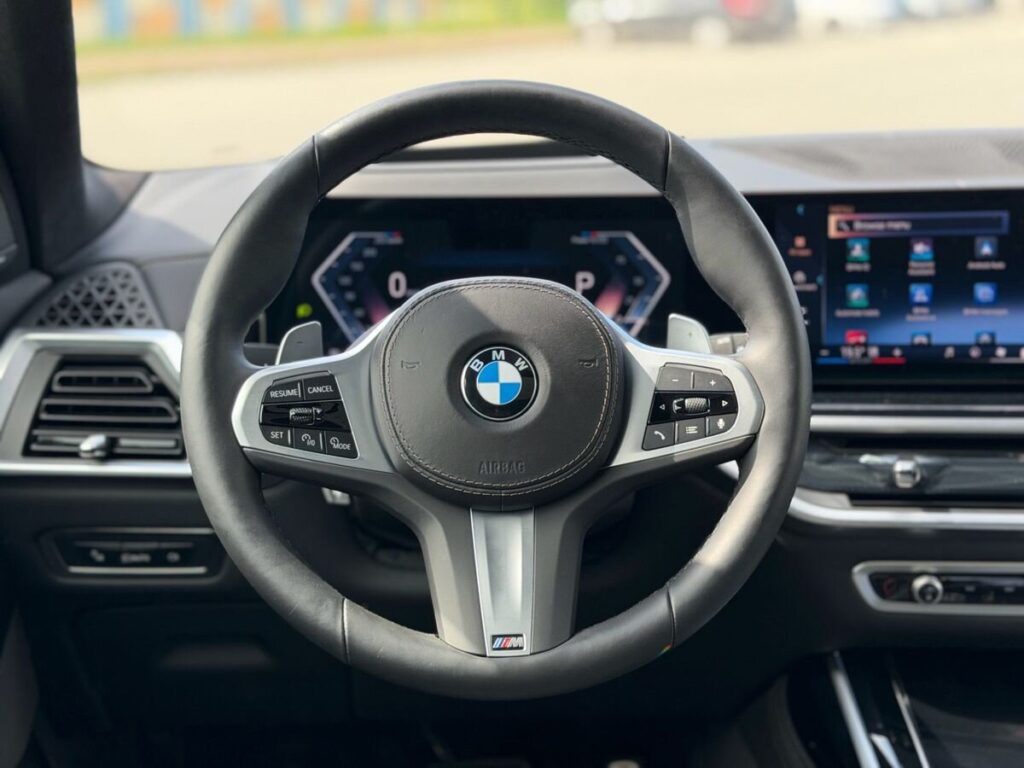 BMW X7 2024 - Фото 19