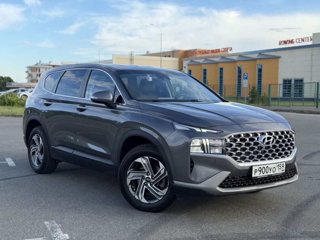 Фото Hyundai Santa Fe 2021