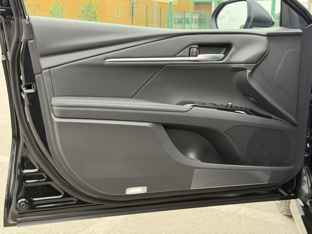 Toyota Camry 2026 - Фото 13