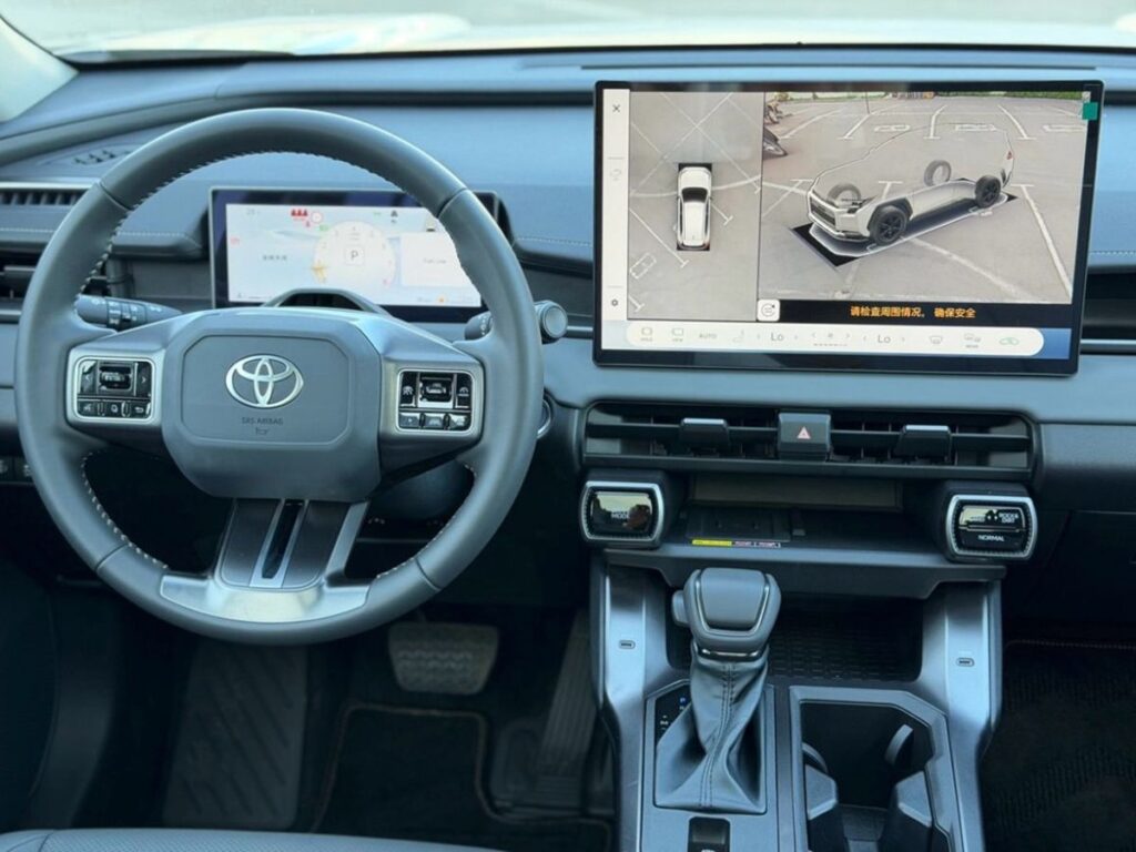 Toyota RAV4 2026 - Фото 18