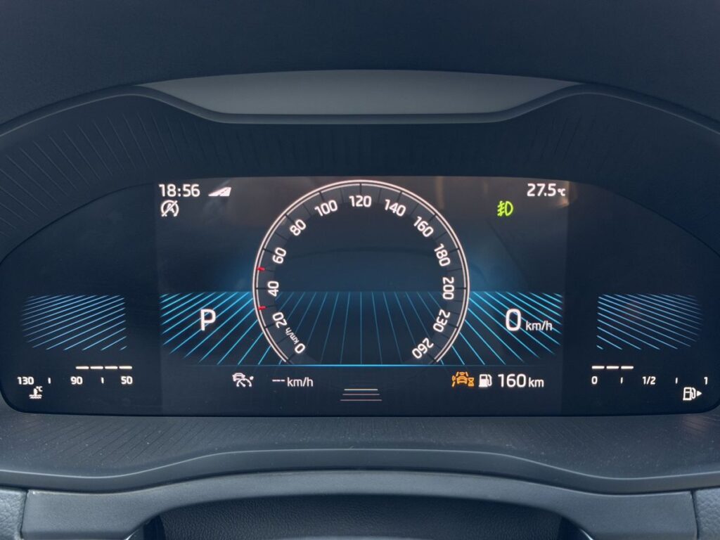 Skoda Karoq 2025 - Фото 24