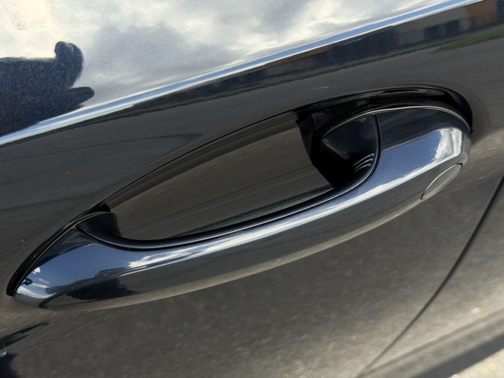 BMW 5 серии 2021 - Фото 9