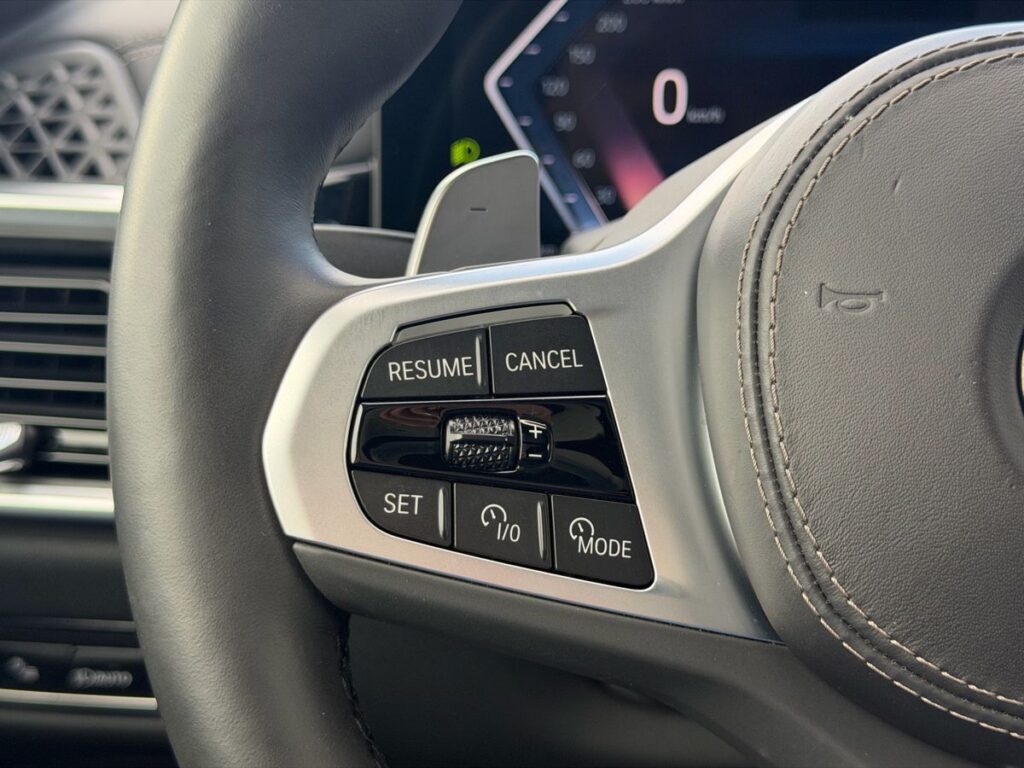 BMW X7 2024 - Фото 25