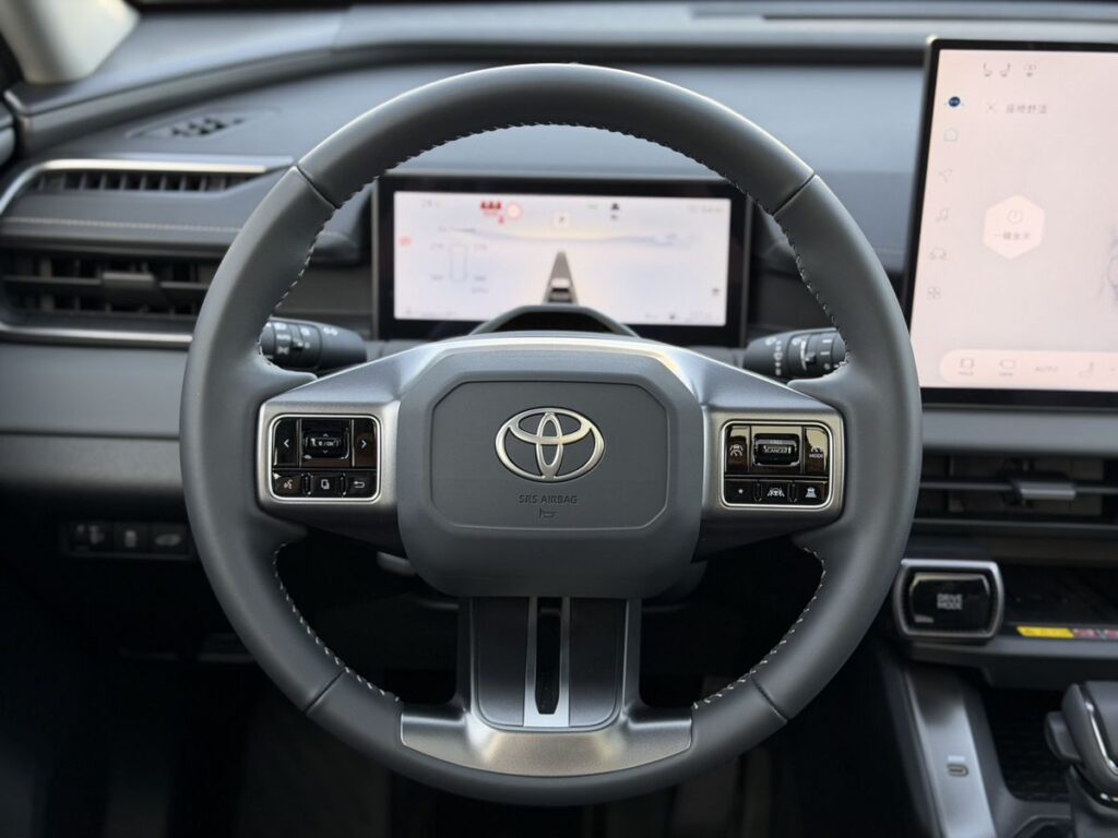 Toyota RAV4 2026 - Фото 21