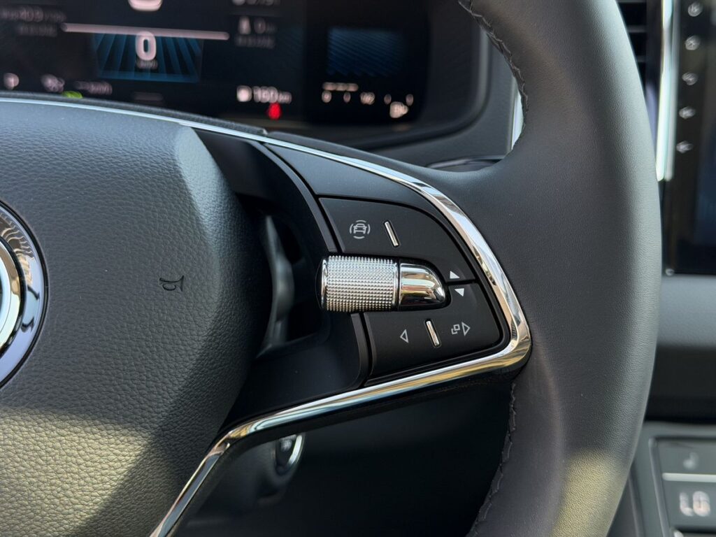 Skoda Karoq 2025 - Фото 23