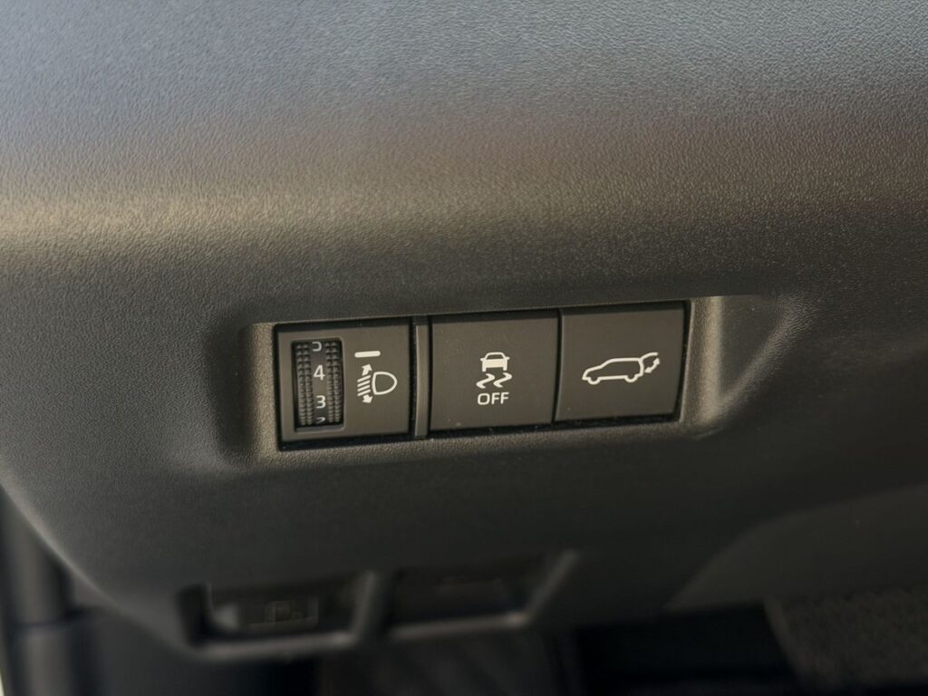 Toyota RAV4 2026 - Фото 17