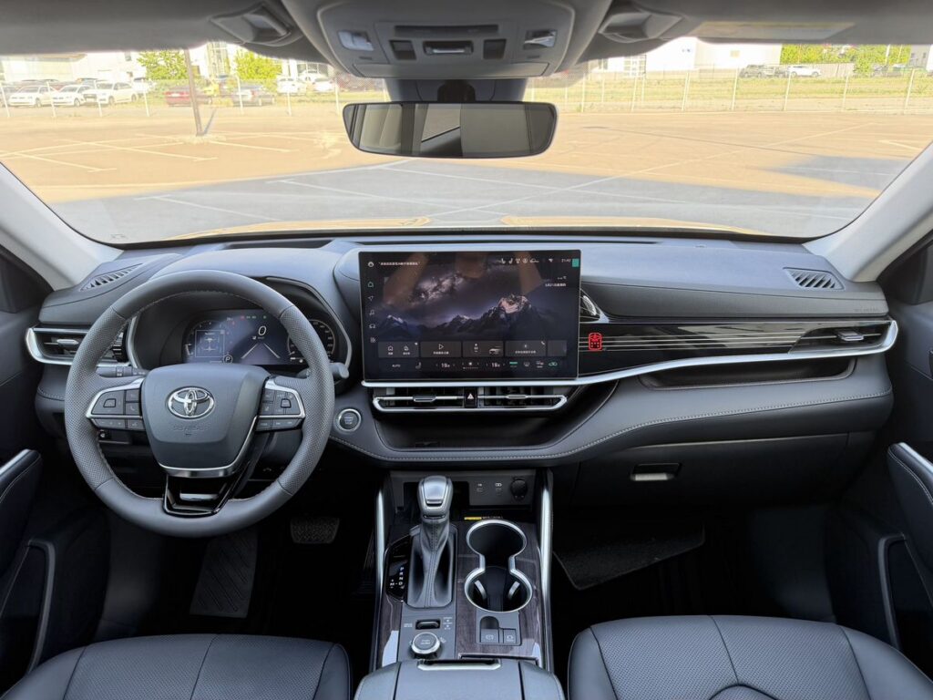 Toyota Highlander 2026 - Фото 30