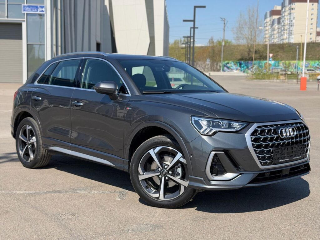 Фото Audi Q3 2026