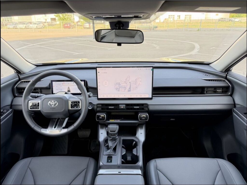 Toyota RAV4 2026 - Фото 28