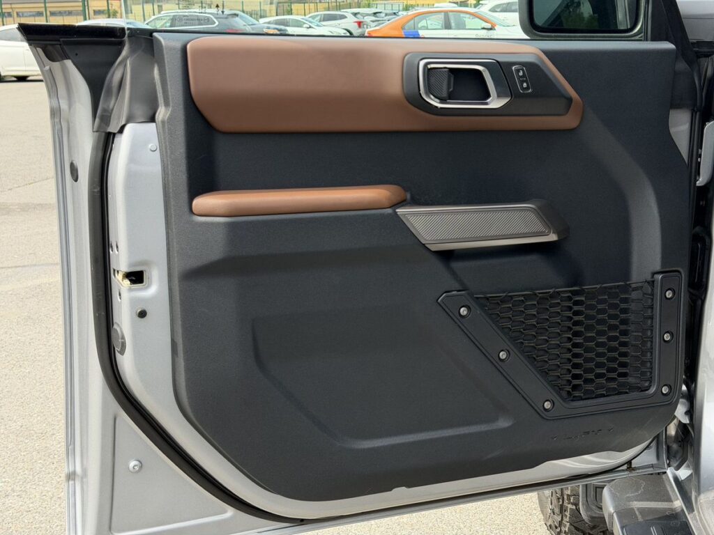 Ford Bronco 2022 - Фото 14
