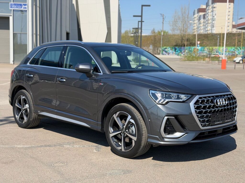 Audi Q3 2026 - Фото 1