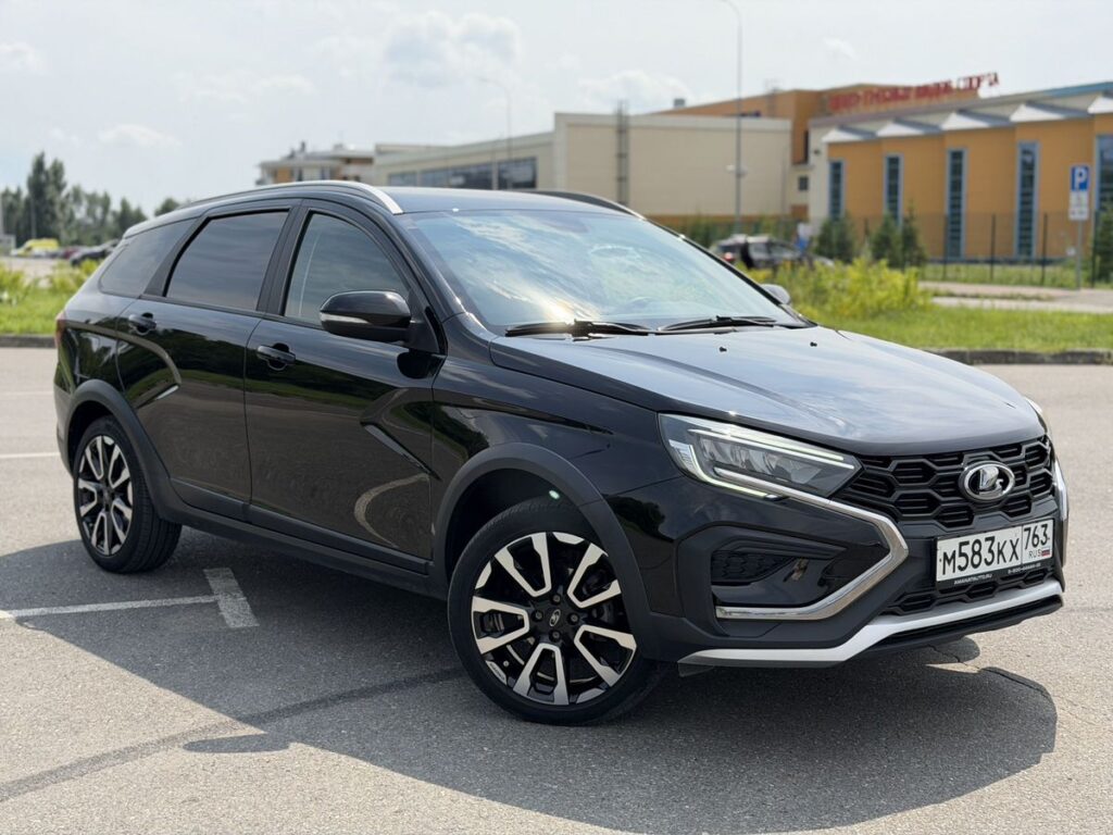 Фото Lada (ВАЗ) Vesta 2023