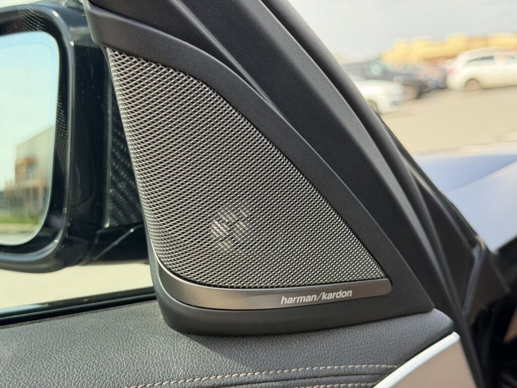 BMW 5 серии 2020 - Фото 11