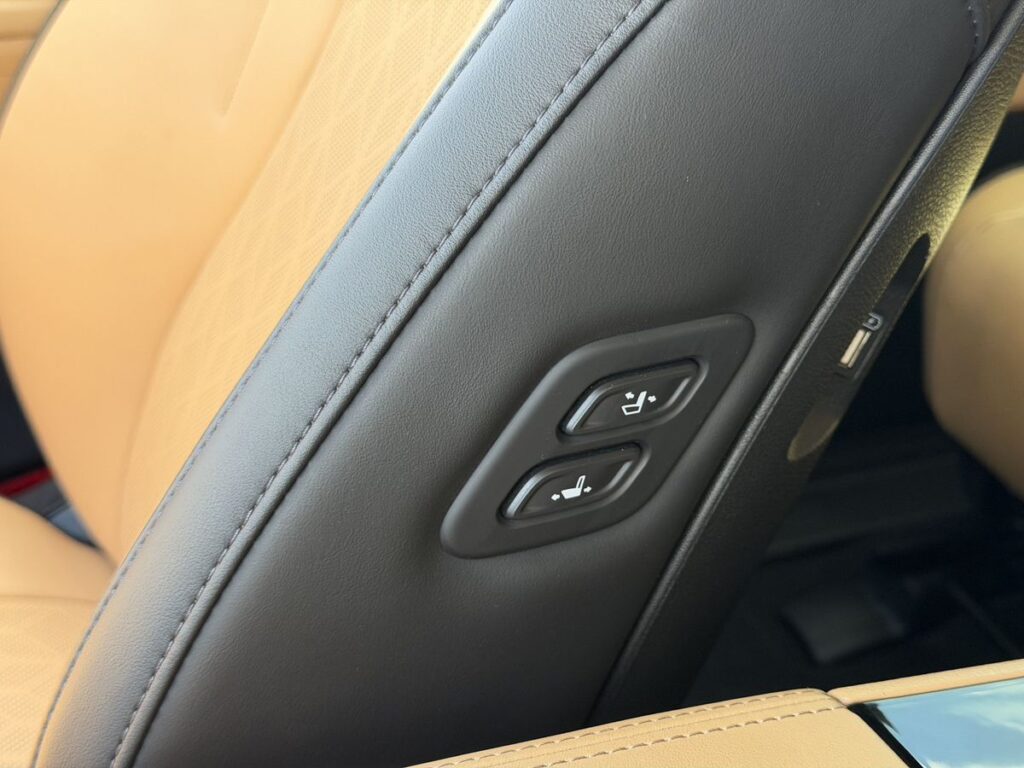 Kia Carnival 2021 - Фото 26