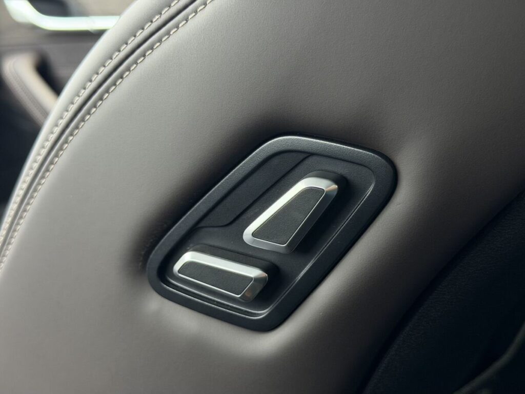 Geely Monjaro 2026 - Фото 27