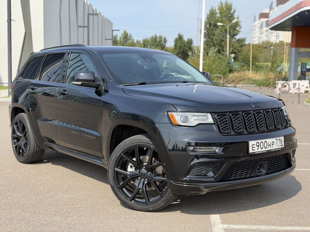 Фото Jeep Grand Cherokee 2021