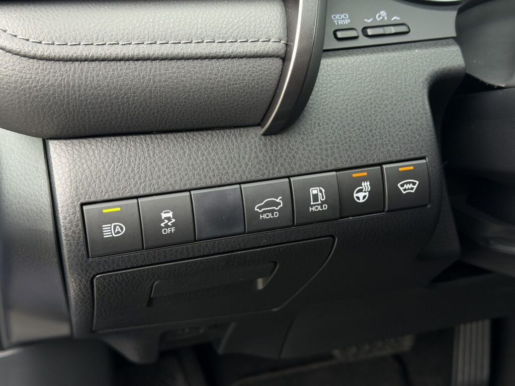 Toyota Camry 2021 - Фото 12