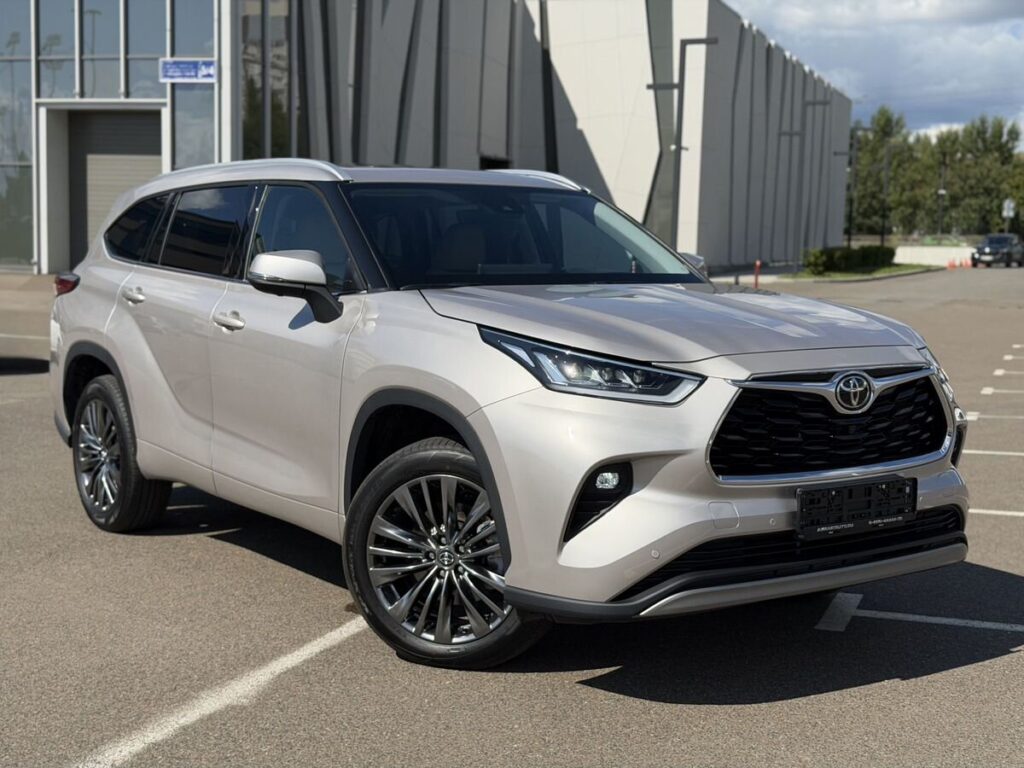 Фото Toyota Highlander 2026