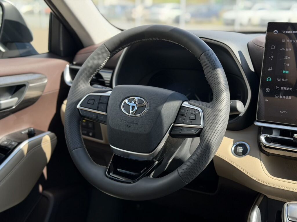 Toyota Highlander 2026 - Фото 18