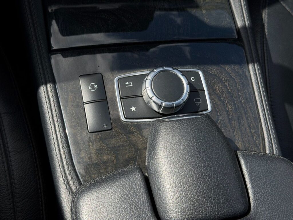 Mercedes-Benz CLS 2015 - Фото 22