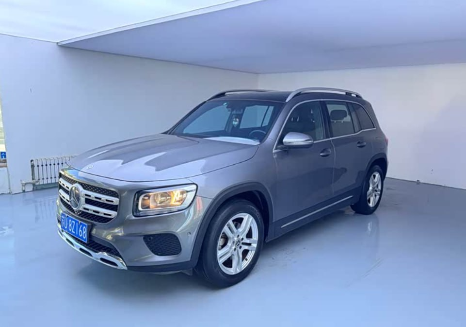 Фото MB GLB 180 — 2021