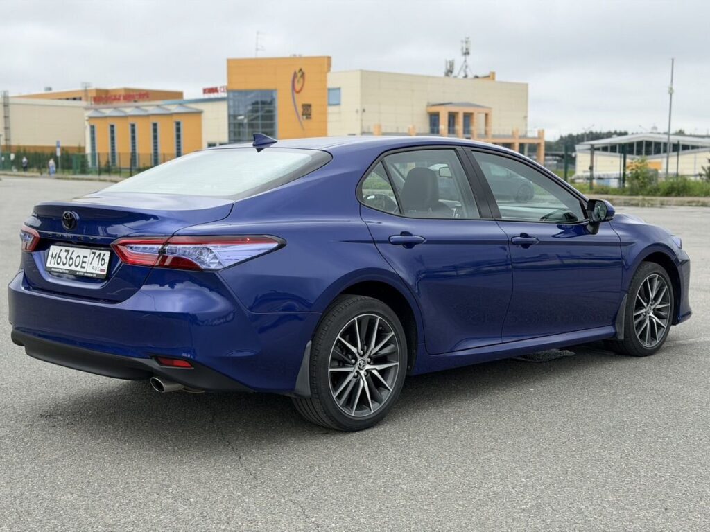 Toyota Camry 2021 - Фото 5