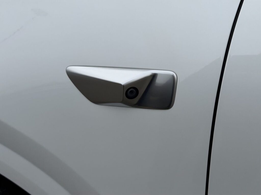 Li Auto (Lixiang) L6 2024 - Фото 9